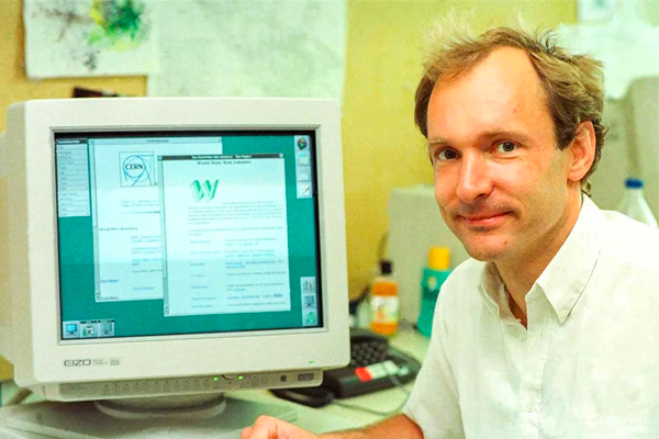 Tim Berners-Lee được biết đến là “cha đẻ” của WWW
